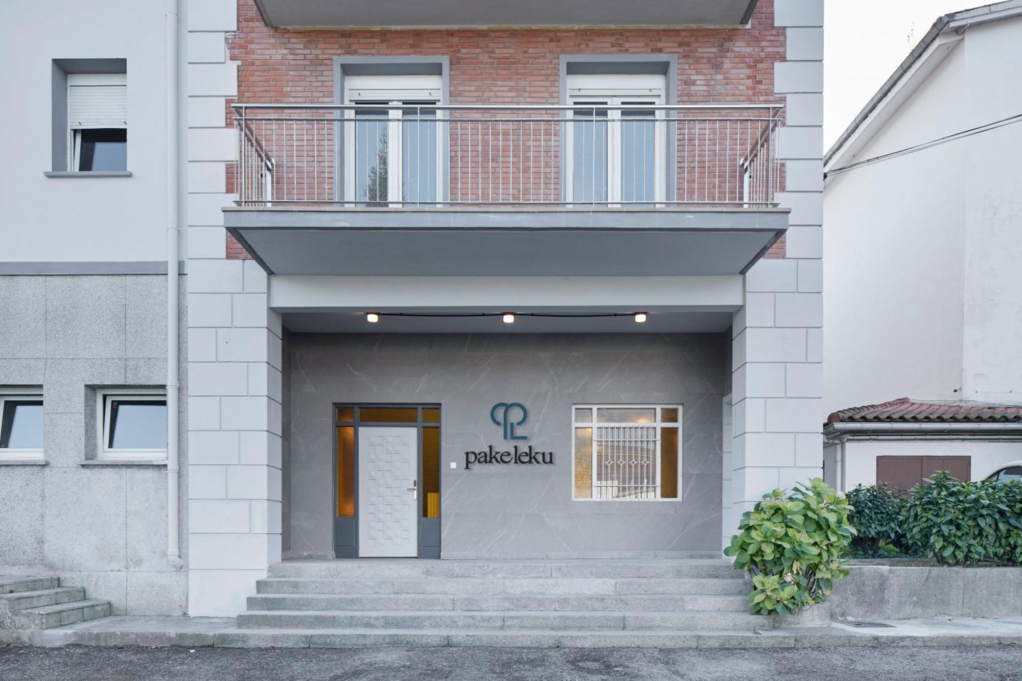 Pension Pakeleku ウルニエタ エクステリア 写真